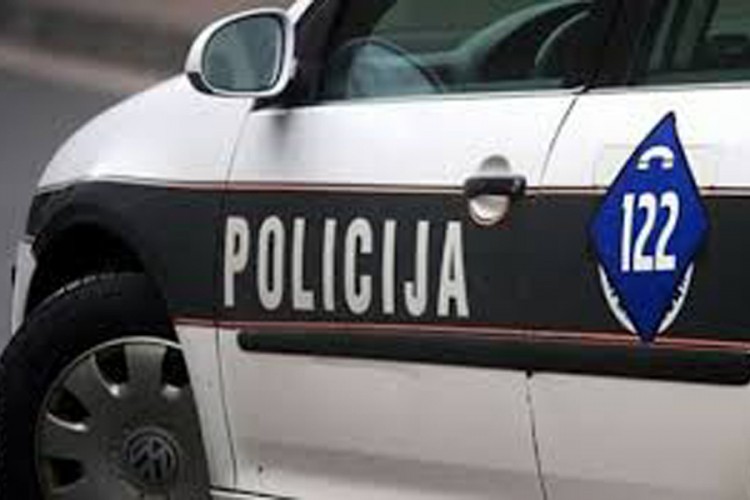 U stanu pronađena mrtva žena i muškarac sa teškim povredama