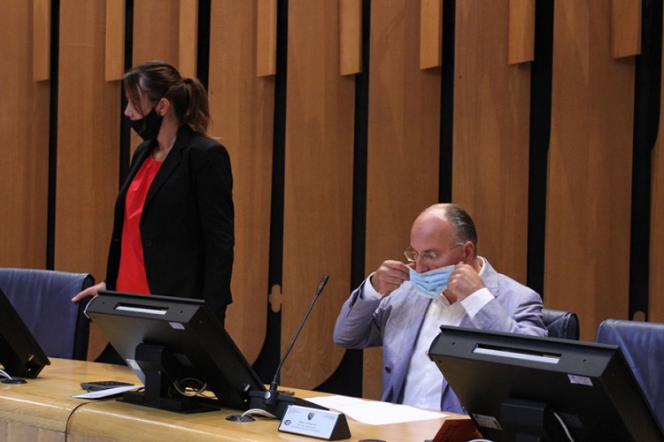 Tadićeva se opet nije pojavila na saslušanju