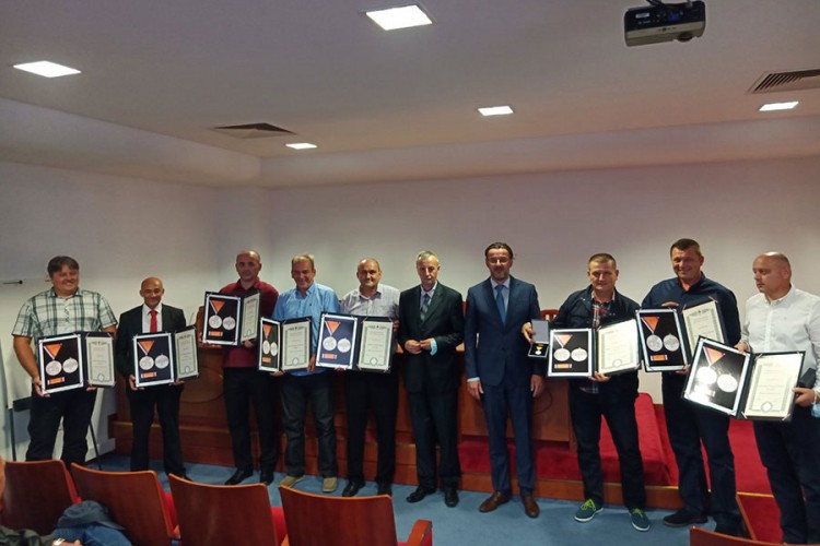 Dva ordena i 10 medalja pripadnicima vojne policije VRS
