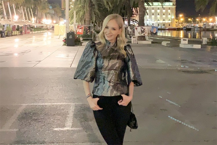 Jelena Rozga bila na meti manijaka