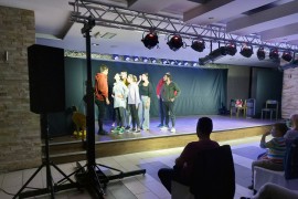 Odigrana predstava "hoćemo l' više"