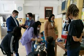 Štićenici Doma "Rada Vranješević" dobili jesenju obuću