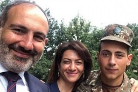 Sin jermenskog premijera stigao na prvu borbenu liniju