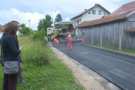 Vlada RS pomaže povratnicima na području Sanskog Mosta
