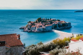 Crnogorski ugostitelji traže otvaranje granica za građane regiona