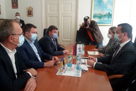 Lučić: Riješiti probleme srpskih povratnika u opštinu Ravno