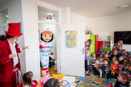 Mališani zagrljajima izliječili svemirca PROKida