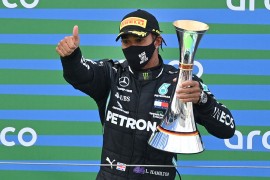 Hamilton: Stariji vozači me ponižavaju