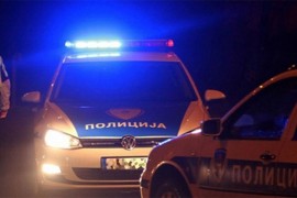 Pijan sletio autom sa puta i udario u ogradu