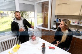 Zbog nelegalne gradnje dvorište puno djece ostaje neograđeno