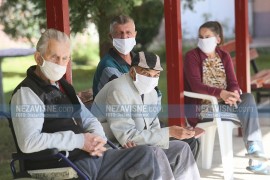 Od danas u Srpskoj obavezno nošenje maske i na otvorenom