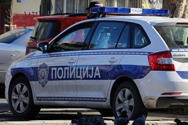 Napadač iz vatrenog oružja ranio inspektora novosadske policije