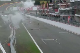 Težak udes na trci u Belgiji, Meksikanac se zabio u ogradu