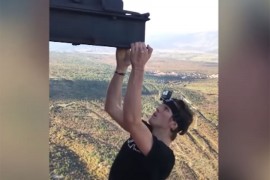 Popeo se na vrh termoelektrane i radio zgibove na visini od 340 metara
