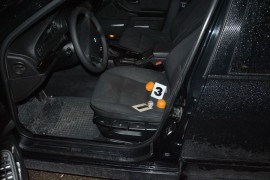 Policija upala na žurku u Brodu, pokušao da sakrije drogu u ustima