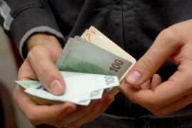 Dobojlija osumnjičen za prevare teške više od 7.000 KM