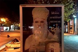 Posteri s likom Amfilohija u Beranama: Nastavićemo kako si nas učio