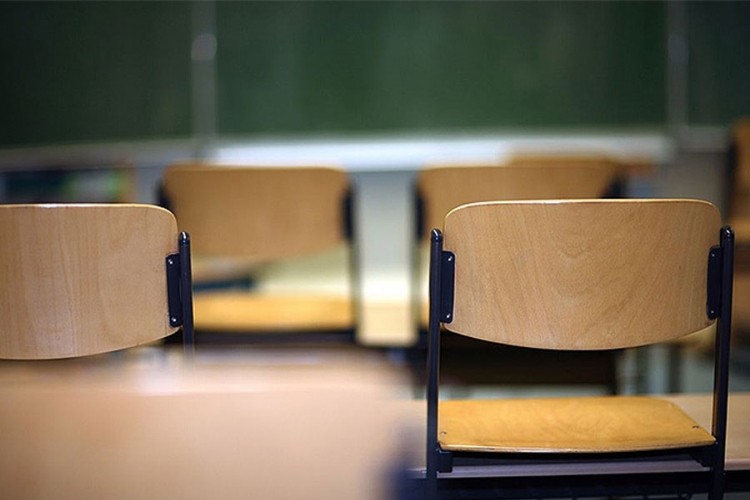 Školska godina u Crnoj Gori počela s mjesec dana zakašnjenja
