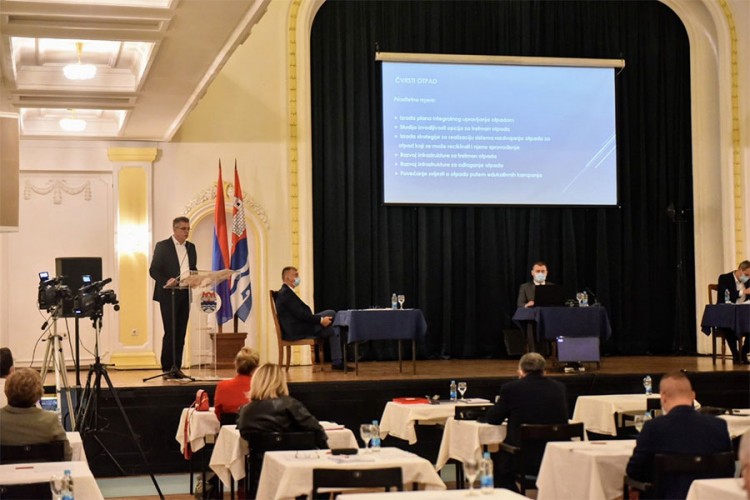 Novac za gradski prevoz u Banjaluci preusmjeren od privrede