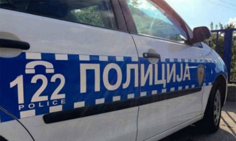 Povrijeđen vozač u slijetanju punta kod Srpca