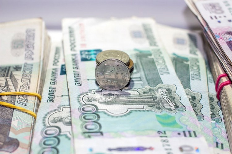 Oslabljena rublja mogla bi uskoro dovesti do rasta cijena