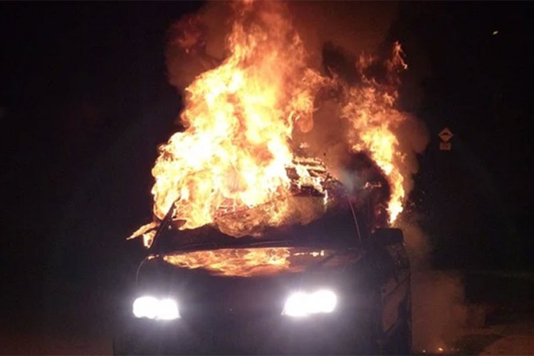 Pokušaj ubistva u Šipovu, bomba raznijela vozilo