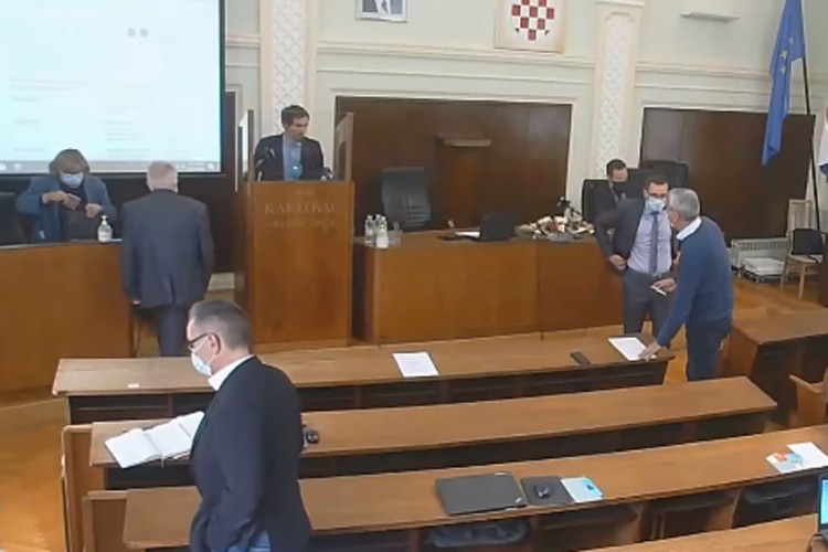 Incident u karlovačkom gradskom vijeću