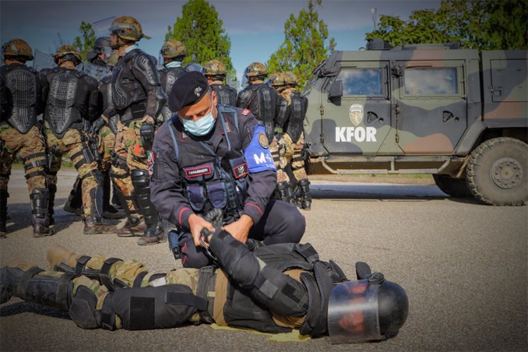 Pokazna vježba Kfora na KiM za vanredne situacije