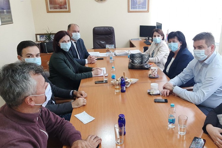 Vlada RS pomogla projekte u opštini  Novo Goražde