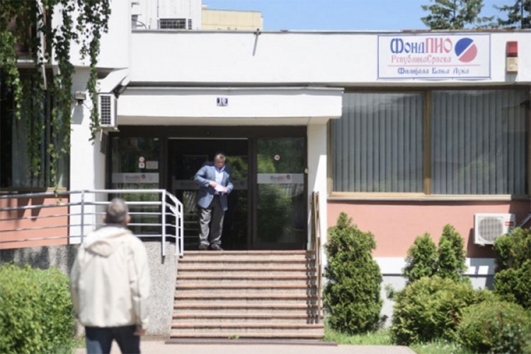 Fond PIO: Penzioneri da dostave potvrde o životu do kraja godine