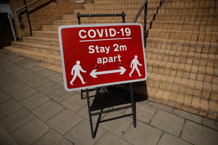 London prebačen na nivo "visokog rizika" od COVID-19