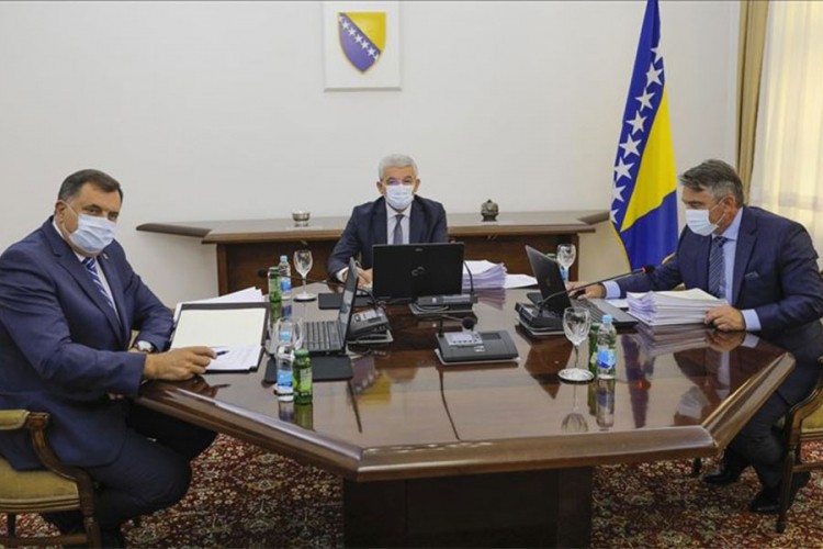 Stenogram sa sjednice Predsjedništva: "To je tačno, BiH ne priznaje Kosovo"