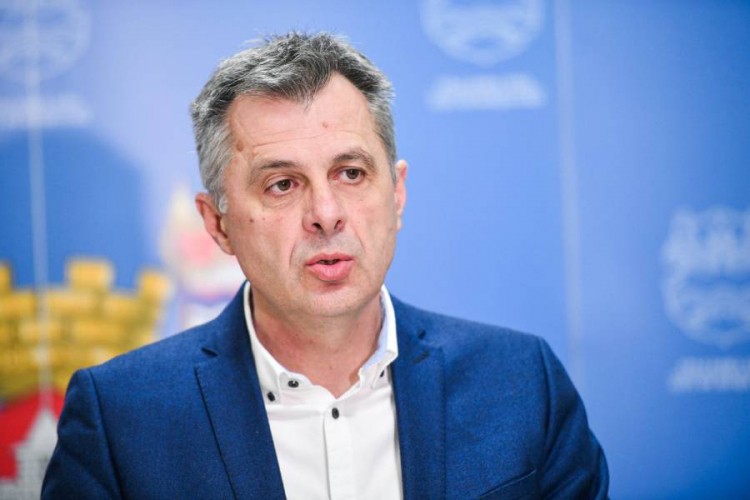 Gradski izborni štab SNSD-a: Skupovi zavise od epidemiološke situacije