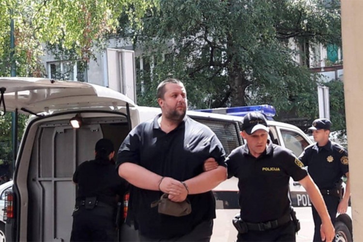 Bačena bomba na kuću optuženog u predmetu "Tower"