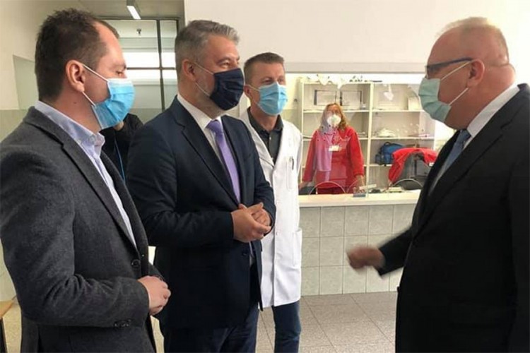 Šeranić pohvalio dobru organizaciju teslićkog Doma zdravlja
