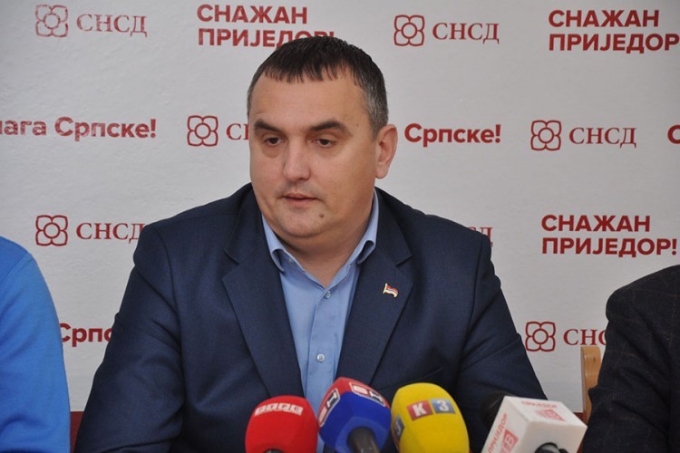Kandidat SNSD za gradonačelnika Prijedora pronašao uređaj za prisluškivanje