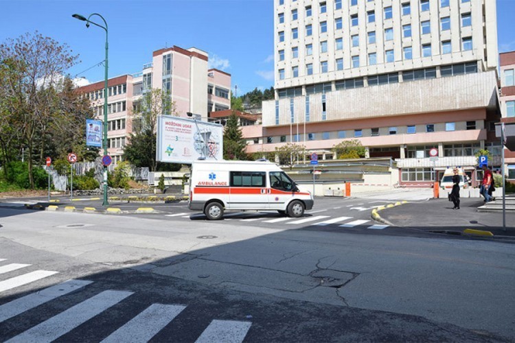 Opšta bolnica u Sarajevu: Sramotno je da se bolesnici liječe u školama