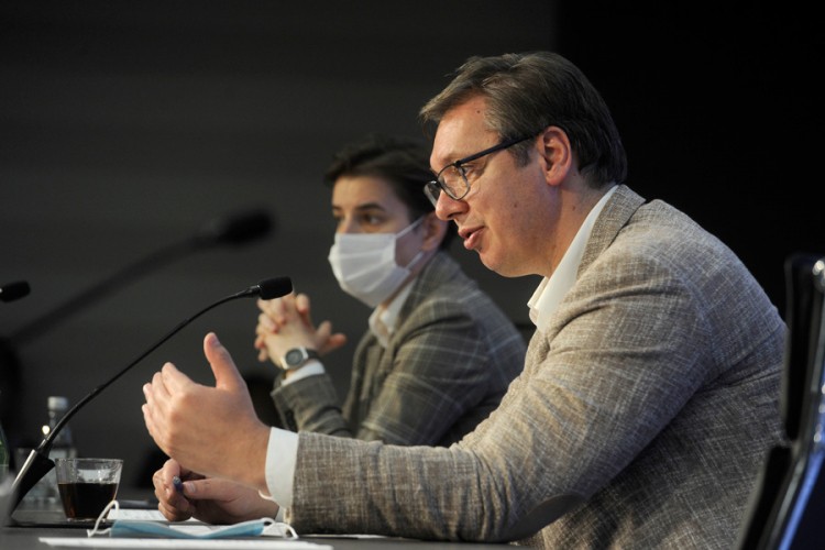 Vučić: Primiću prvu vakcinu koja dođe u Srbiju, Ana će primiti drugu