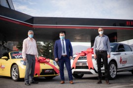 Policajac i nastavnik odvezli Porsche i Range Rover