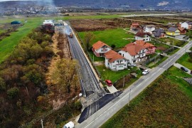Asfaltiran pristupni put do aerodroma u Bihaću