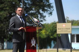 Vulin: Migrantima koji poštuju zakon obezbijeđena sva prava