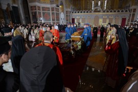 Sahranjen patrijarh Irinej