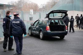 Udes ispred kancelarije Angele Merkel, na autu bila poruka