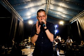 Marčelo i "Rock simfonija" predstavili rimejk pjesme "Sveti bes"
