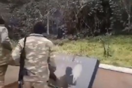 Snimci zgrozili svijet: Azerbejdžanski vojnici uništavaju jermenska ...