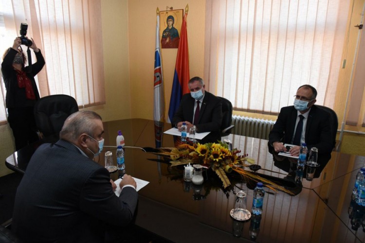 Višković: Razmatramo sve mogućnosti smještaja pacijenata