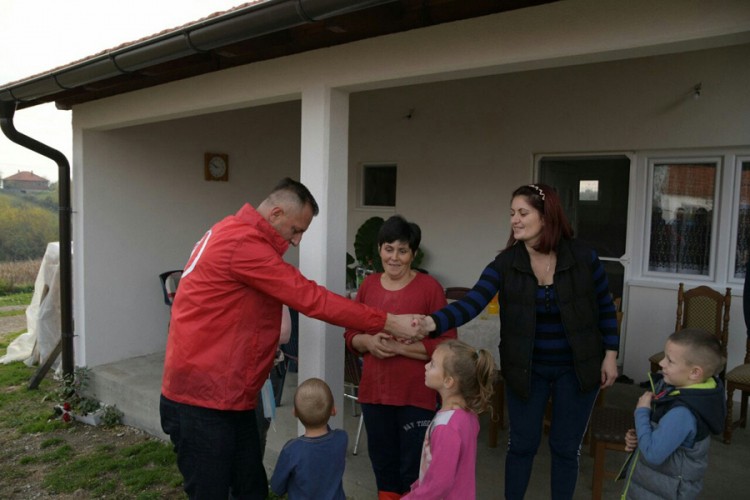 Odbornički kandidati: SNSD za jako sembersko selo