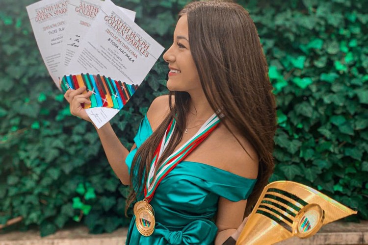 Sara Milivojević iz Brčkog osvojila treće mjesto na festivalu u Varni