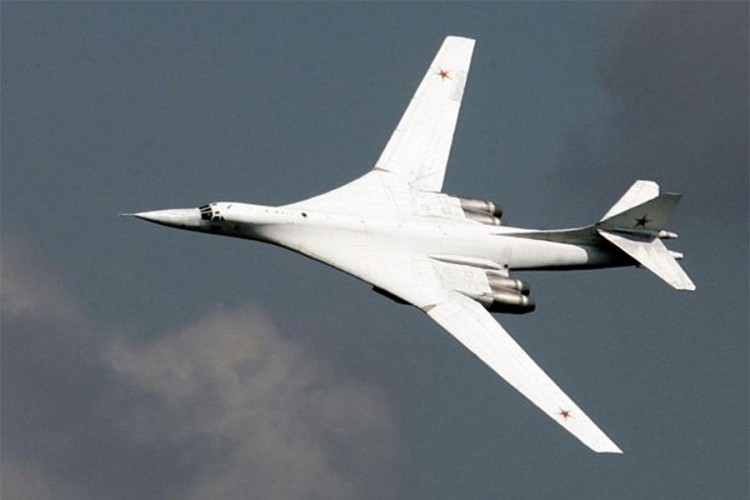 Rusi predstavili bombarder Tupoljev Tu-160M