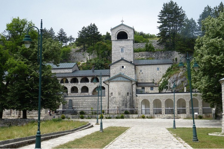 Mitropolija nema informaciju da je vladika Joanikije zaražen